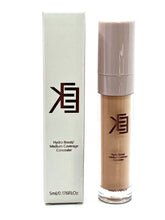 Load image into Gallery viewer, KEE Essential Hydro Boost Concealer

